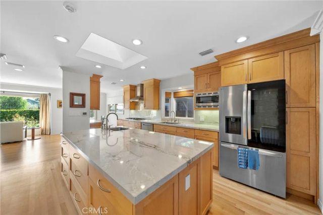 5035 Greenbush, Sherman Oaks, CA 91423