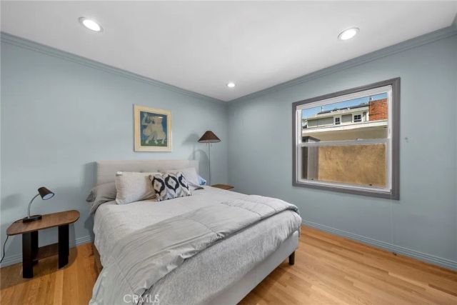 5035 Greenbush, Sherman Oaks, CA 91423