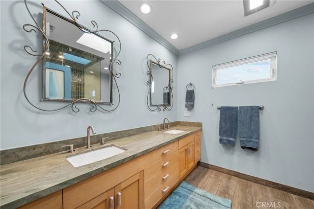 5035 Greenbush, Sherman Oaks, CA 91423