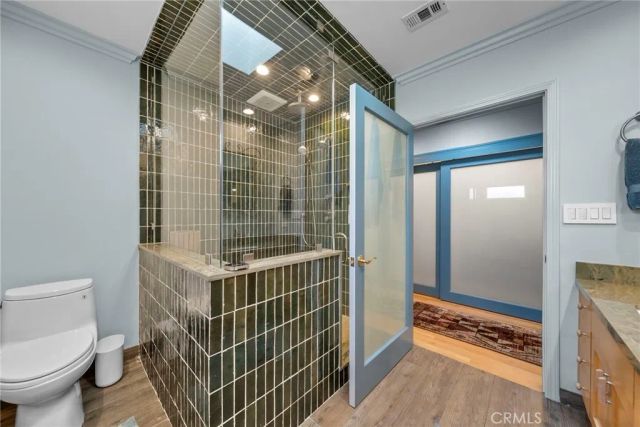 5035 Greenbush, Sherman Oaks, CA 91423