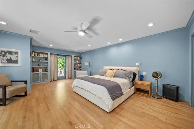 5035 Greenbush, Sherman Oaks, CA 91423