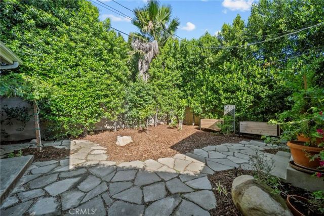 5035 Greenbush, Sherman Oaks, CA 91423