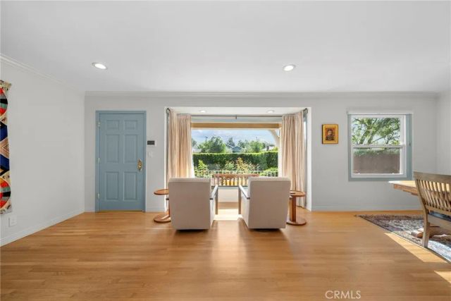 5035 Greenbush, Sherman Oaks, CA 91423