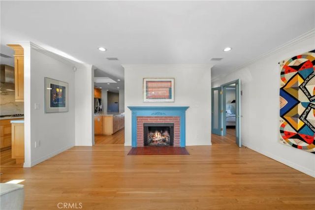 5035 Greenbush, Sherman Oaks, CA 91423