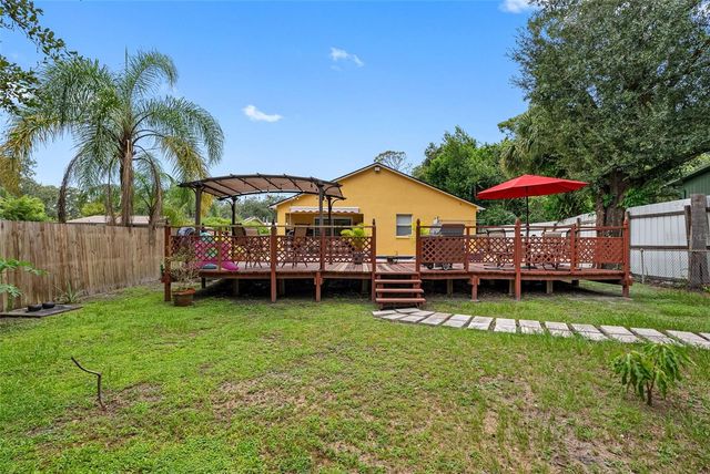 10407 N WOODMERE ROAD, Tampa, FL 33617