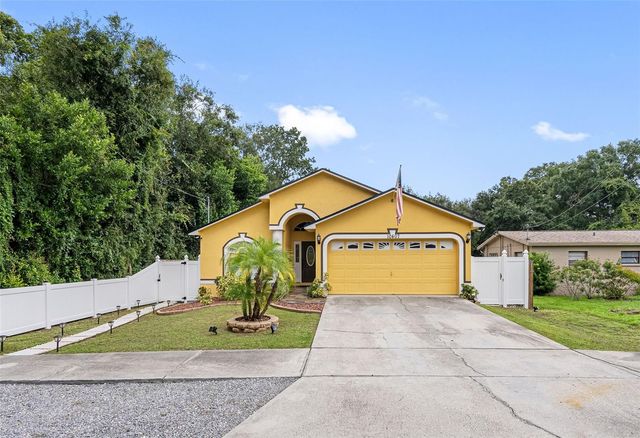 10407 N WOODMERE ROAD, Tampa, FL 33617