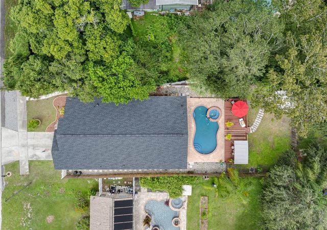 10407 N WOODMERE ROAD, Tampa, FL 33617