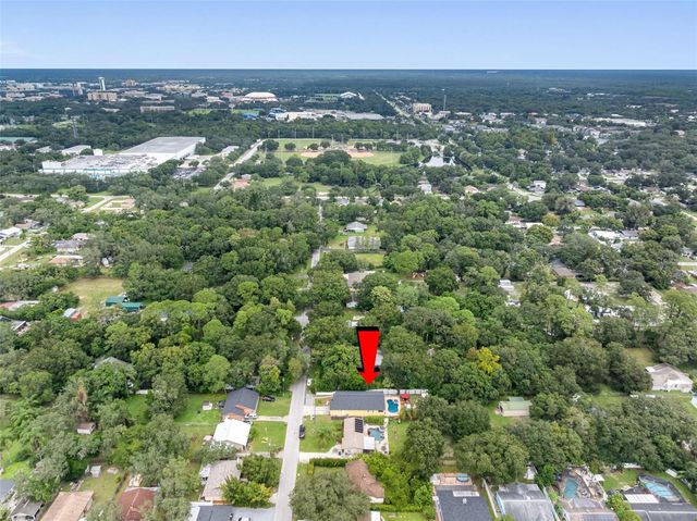 10407 N WOODMERE ROAD, Tampa, FL 33617