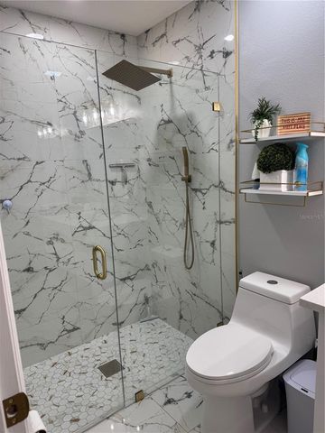 10407 N WOODMERE ROAD, Tampa, FL 33617