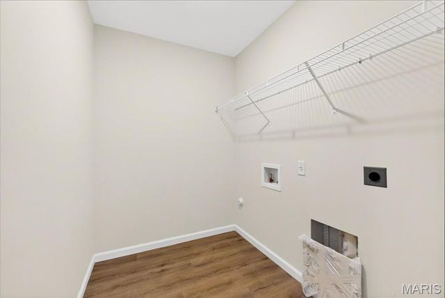 421 Chamberlain, Troy, IL 62294