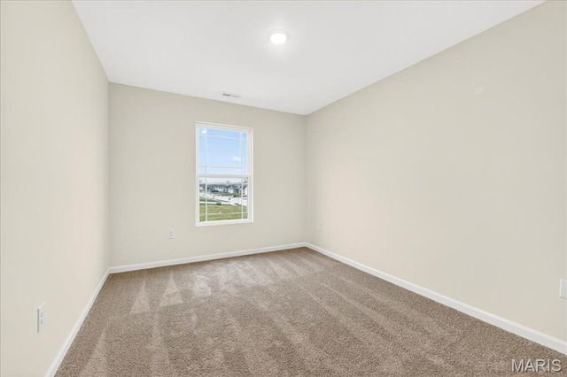 421 Chamberlain, Troy, IL 62294