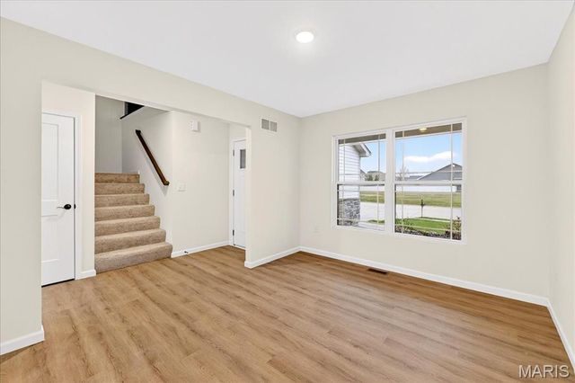 421 Chamberlain, Troy, IL 62294