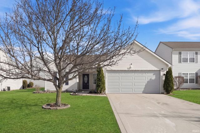 7826 Noble Ridge, Fort Wayne, IN 46825