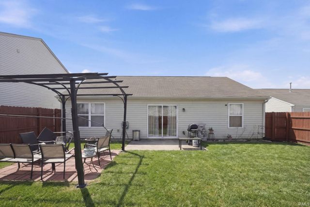 7826 Noble Ridge, Fort Wayne, IN 46825