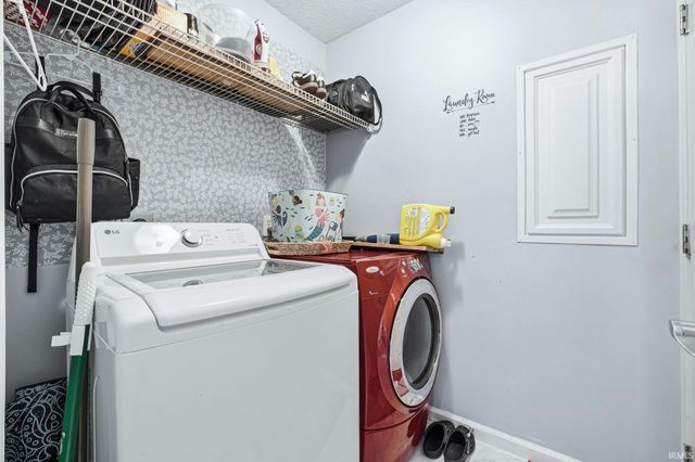 7826 Noble Ridge, Fort Wayne, IN 46825