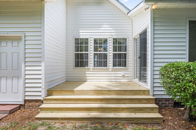 114 Skipping Stone Drive, Garner, NC 27529