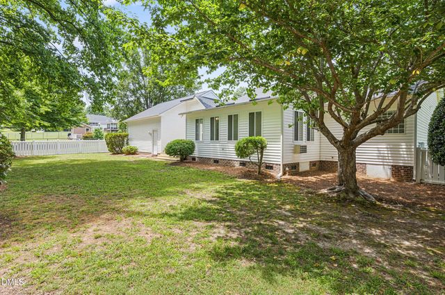 114 Skipping Stone Drive, Garner, NC 27529
