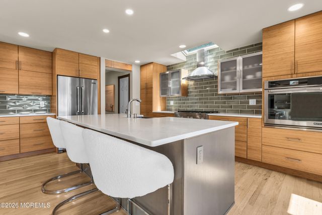 1421 Summit Place, Toms River, NJ 08753