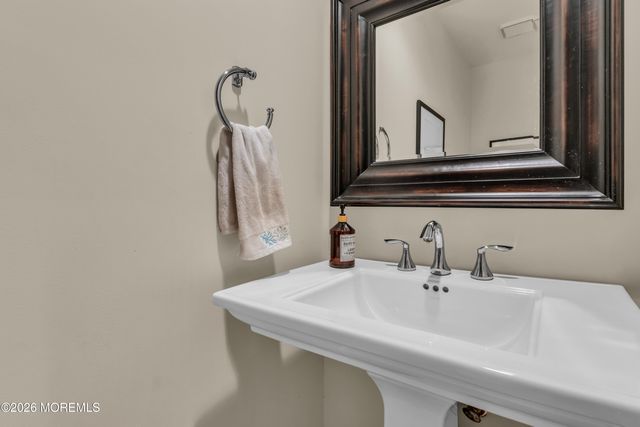 1421 Summit Place, Toms River, NJ 08753
