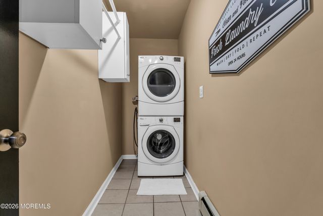 1421 Summit Place, Toms River, NJ 08753