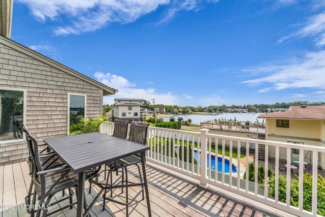 1421 Summit Place, Toms River, NJ 08753
