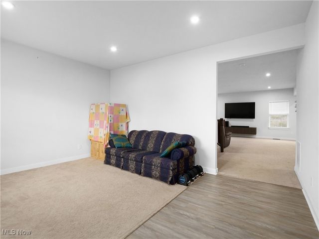 1678 Duncan Way, Streetsboro, OH 44241