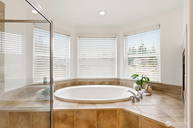 21601 129th Avenue SE, Kent, WA 98031