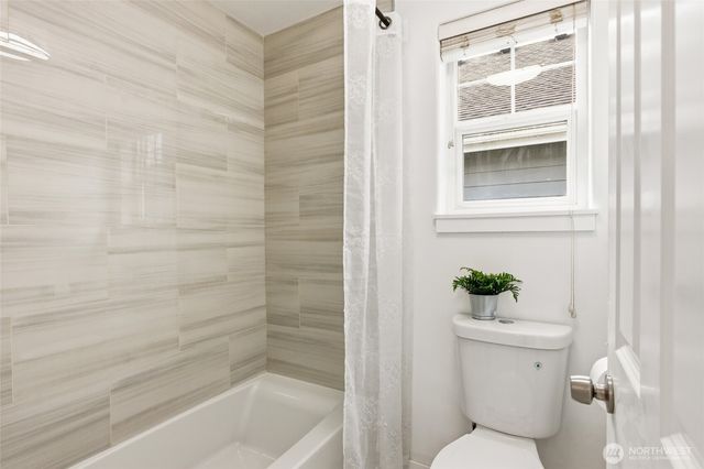 21601 129th Avenue SE, Kent, WA 98031