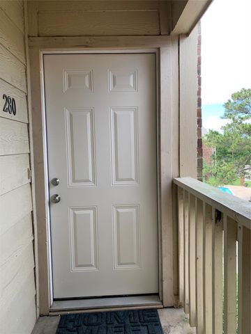 2501 Gulf Freeway 280B, Dickinson, TX 77539