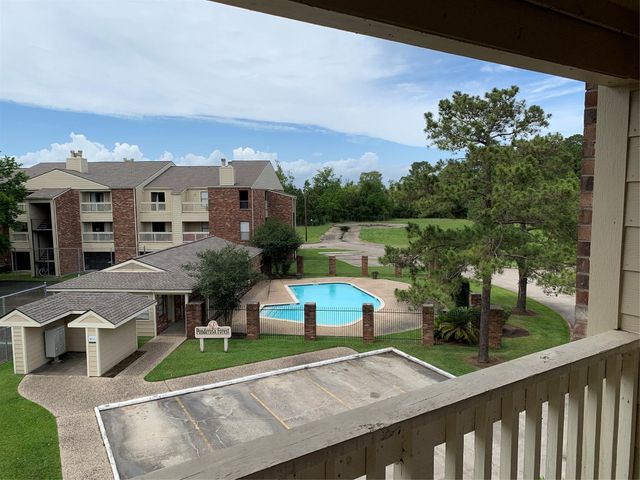 2501 Gulf Freeway 280B, Dickinson, TX 77539