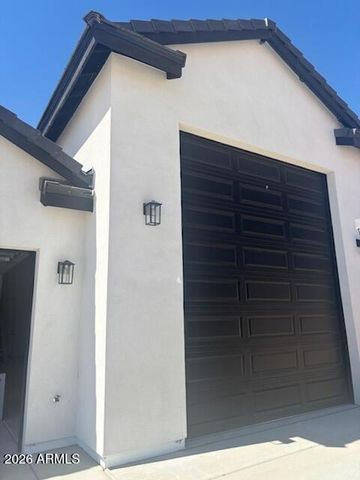2079 W MOON DUST Trail, San Tan Valley, AZ 85144