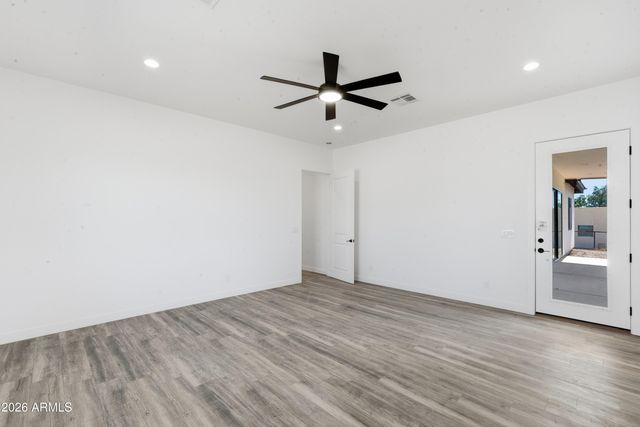 2079 W MOON DUST Trail, San Tan Valley, AZ 85144