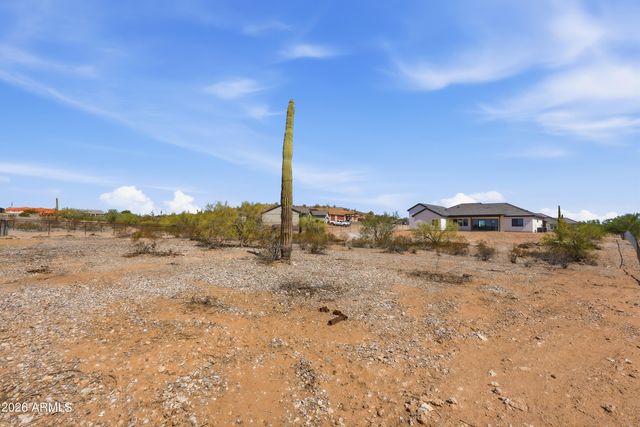 2079 W MOON DUST Trail, San Tan Valley, AZ 85144