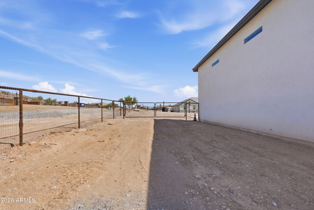 2079 W MOON DUST Trail, San Tan Valley, AZ 85144