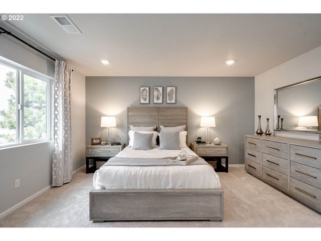 2866 Pierce Pkwy, Springfield, OR 97477