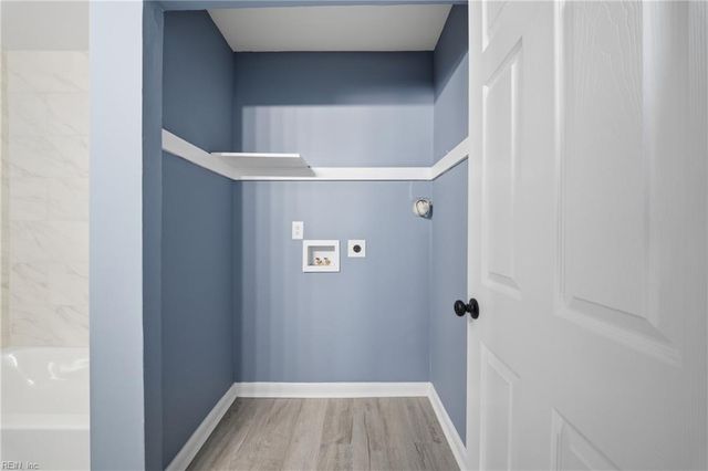 3648 Ship Chandlers WHRF, Virginia Beach, VA 23453