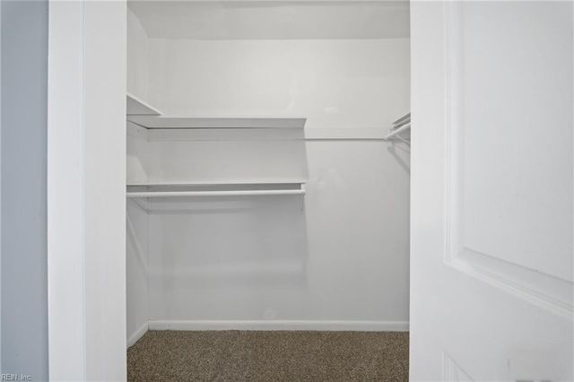 3648 Ship Chandlers WHRF, Virginia Beach, VA 23453