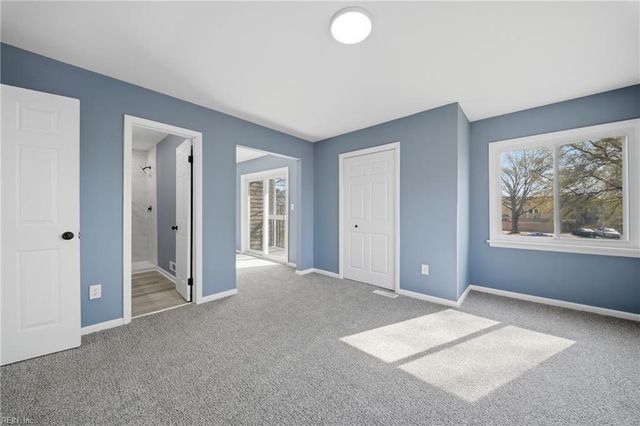 3648 Ship Chandlers WHRF, Virginia Beach, VA 23453