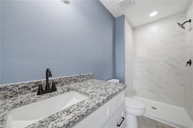 3648 Ship Chandlers WHRF, Virginia Beach, VA 23453