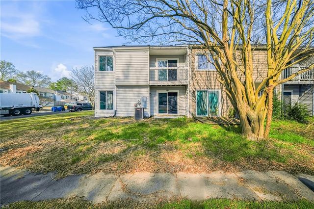 3648 Ship Chandlers WHRF, Virginia Beach, VA 23453