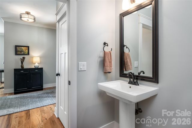8 Sugarland Ridge Road, Fairview, NC 28730