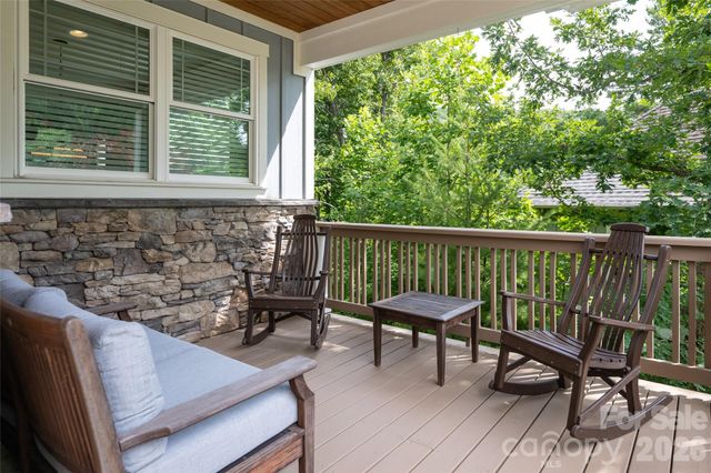 8 Sugarland Ridge Road, Fairview, NC 28730