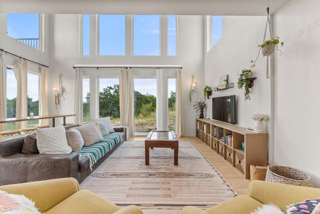 5460-A Fm 2325, Wimberley, TX 78676