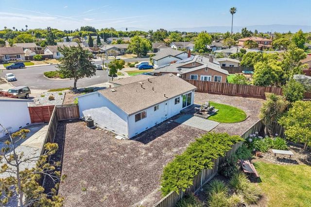 7595 Braidburn Avenue, Newark, CA 94560