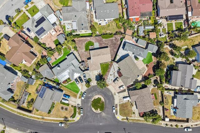 7595 Braidburn Avenue, Newark, CA 94560