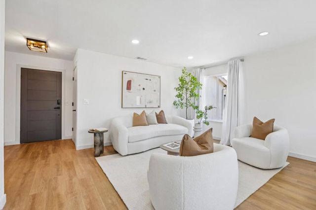 7595 Braidburn Avenue, Newark, CA 94560