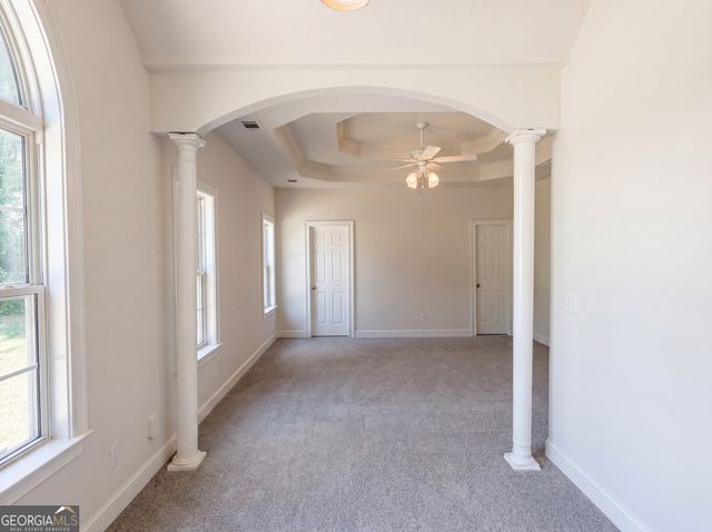 141 Lake Chase Drive S, Griffin, GA 30224