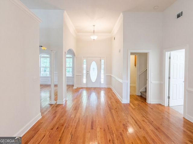 141 Lake Chase Drive S, Griffin, GA 30224