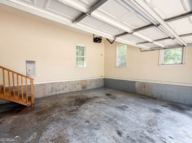 141 Lake Chase Drive S, Griffin, GA 30224