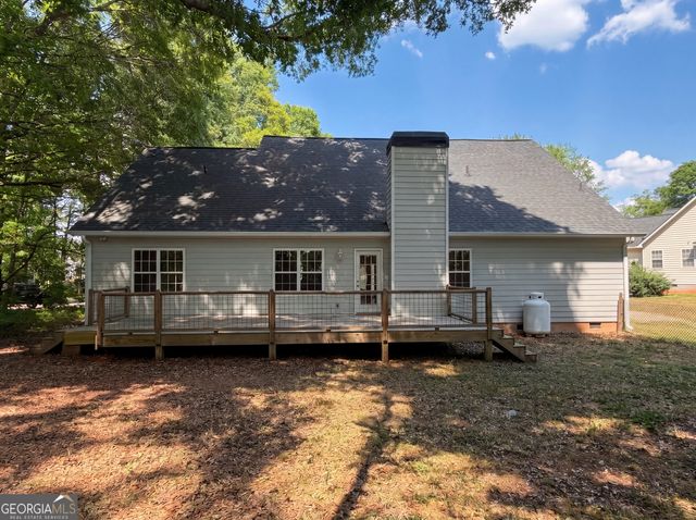 141 Lake Chase Drive S, Griffin, GA 30224